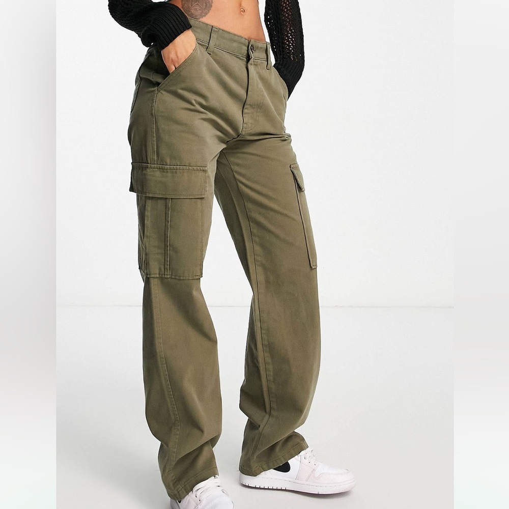 Stradivarius STR straight leg cargo pants in khaki